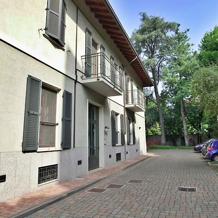 Best Way Rent - Incantevoli Appartamenti Sul Naviglio Della Martesana Milaan Buitenkant foto